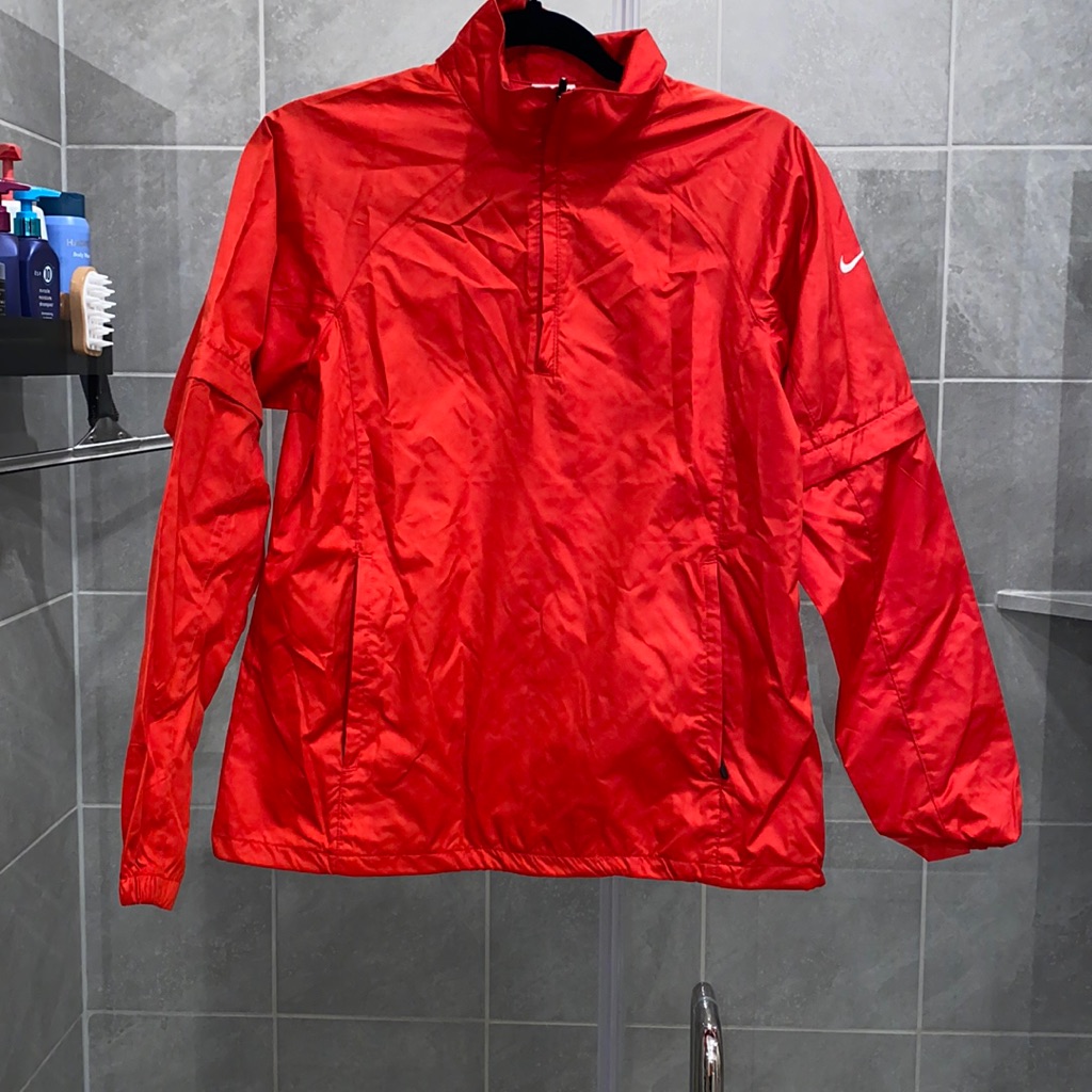 Nike Rain Pullover